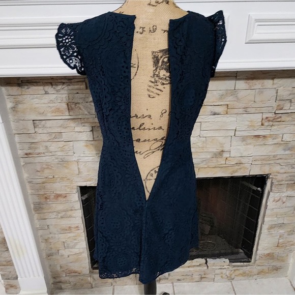 Loft teal full lace overlay flutter sleeve bodycon dress size‎ 2 new!! - Picture 4 of 7